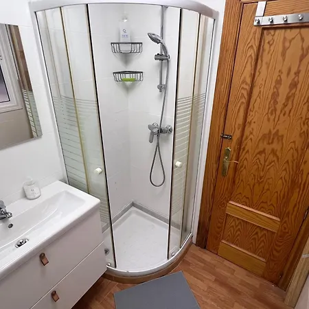 3 Bedrooms * Malaga
