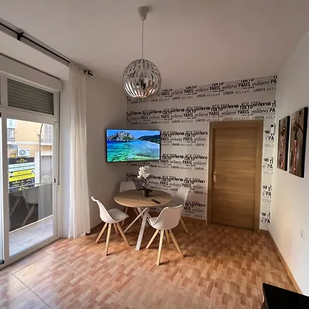 3 Bedrooms * Malaga