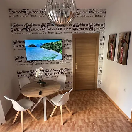 3 Bedrooms Malaga